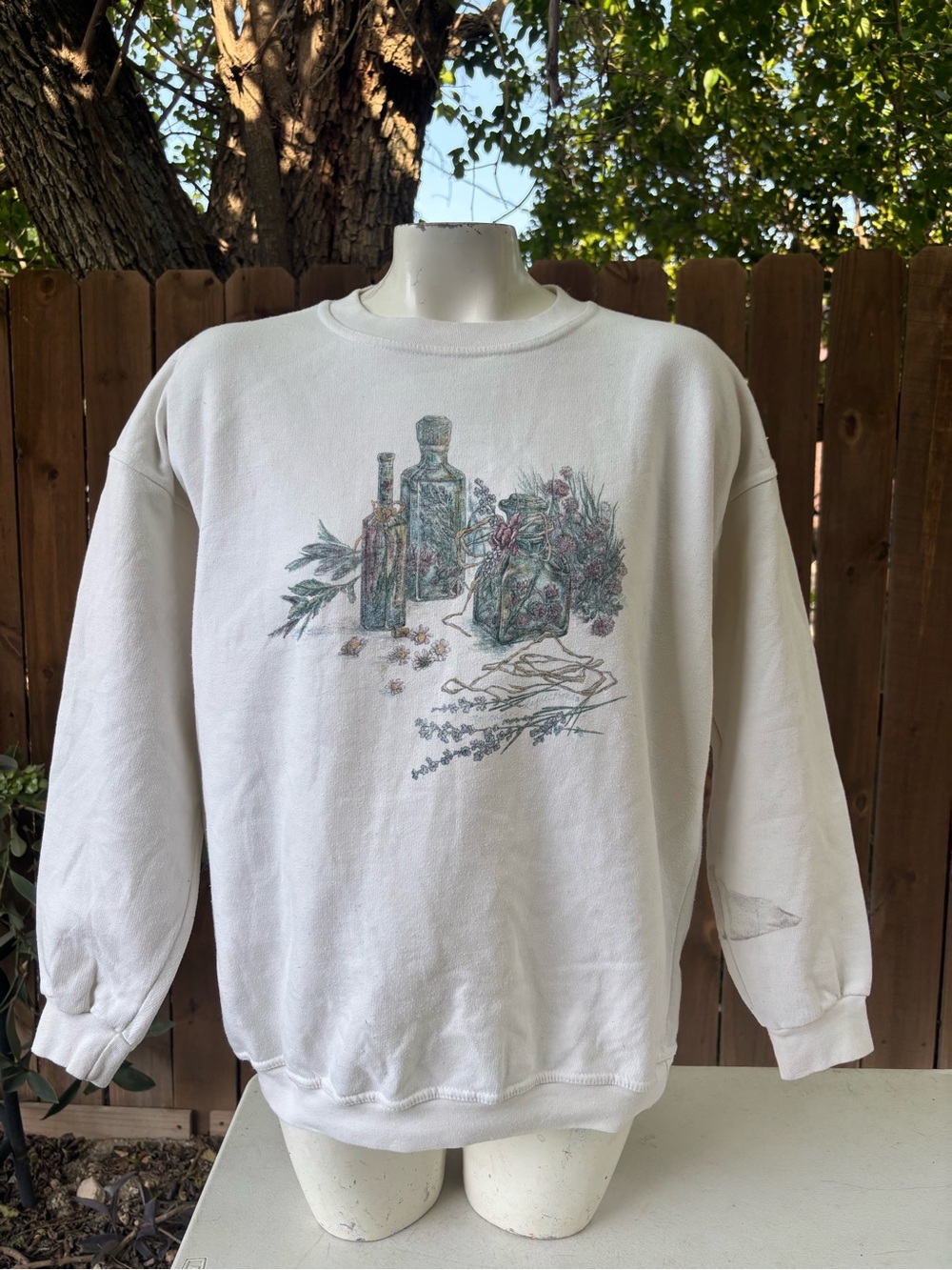 1990s Vintage Northern Reflections Beige/Cream Crewneck Pullover Sweatshirt Lg.